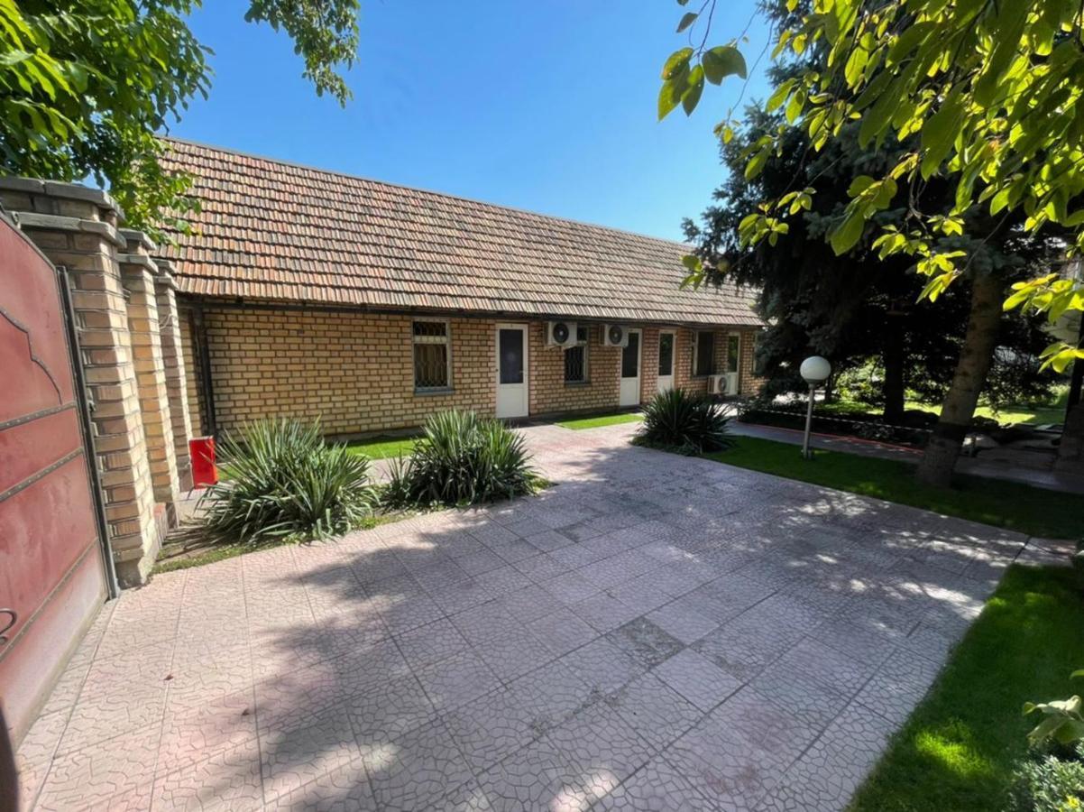 Гостевой Дом Шумкар Азия Guest House Shumkar Asia Bischkek Exterior foto